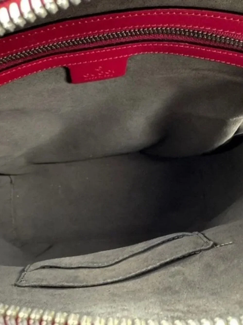 Auth GUCCI Guccisima Backpack Red Leather/Silvertone - z6640 - Picture 5 of 13